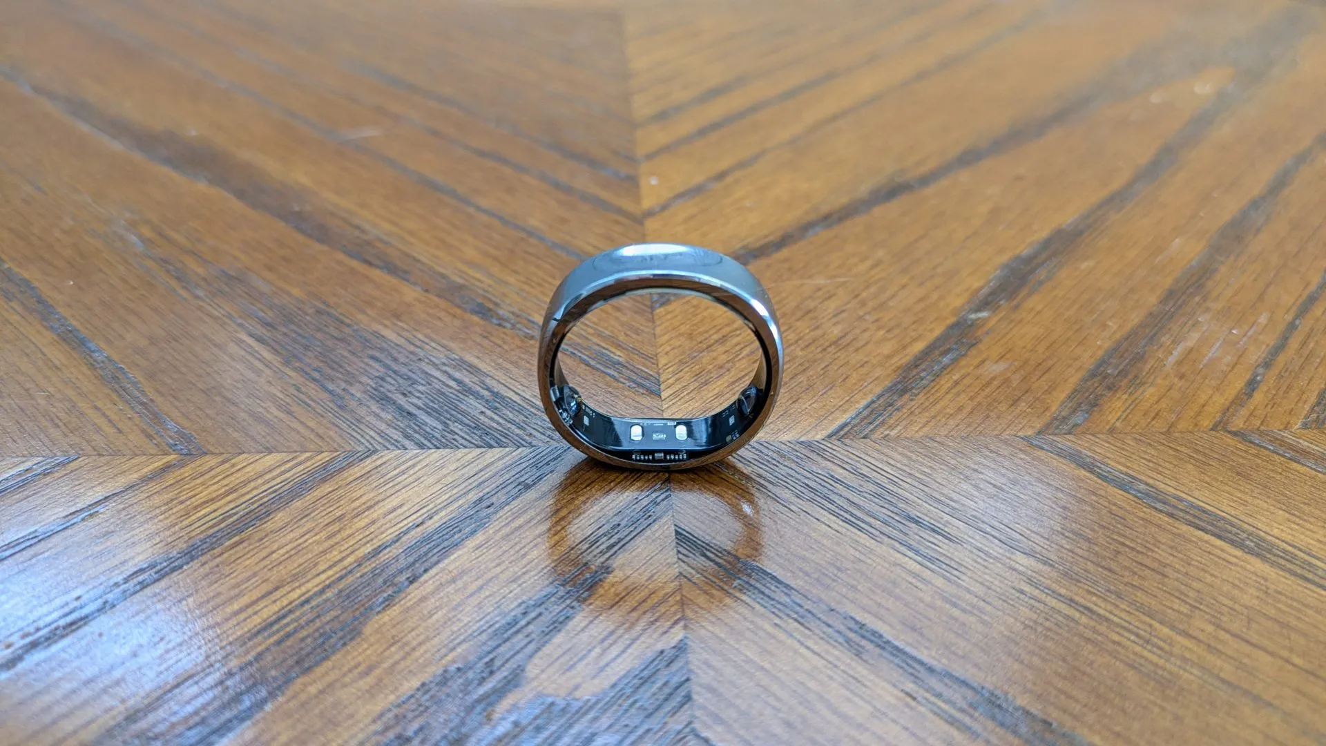 Affordable Innovation in Smart Wearables: RingConn Gen 2